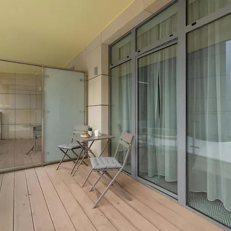 Unique With Air Conditioning Sauna And Swimming Pool By Renters *